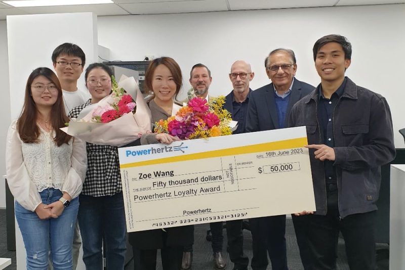 Zoe Wang awarded for five years service – Powerhertz